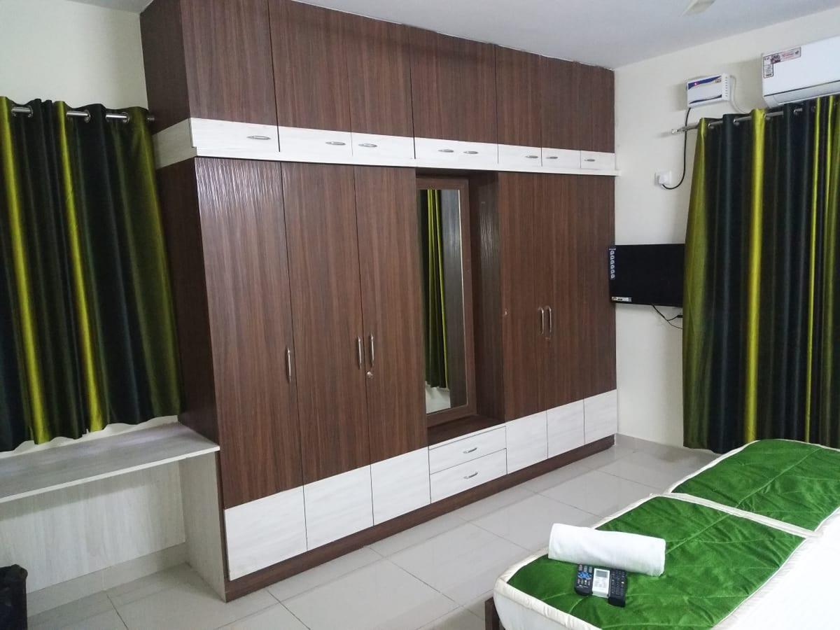 Fresh Living Prime Hitech Hotel Hyderabad Exterior photo
