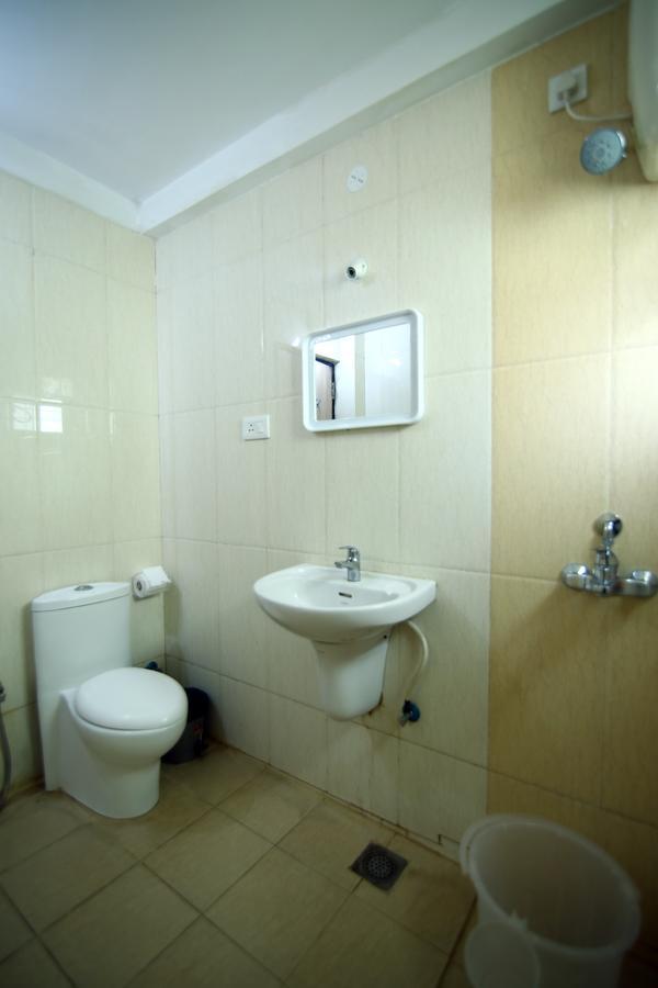 Fresh Living Prime Hitech Hotel Hyderabad Exterior photo