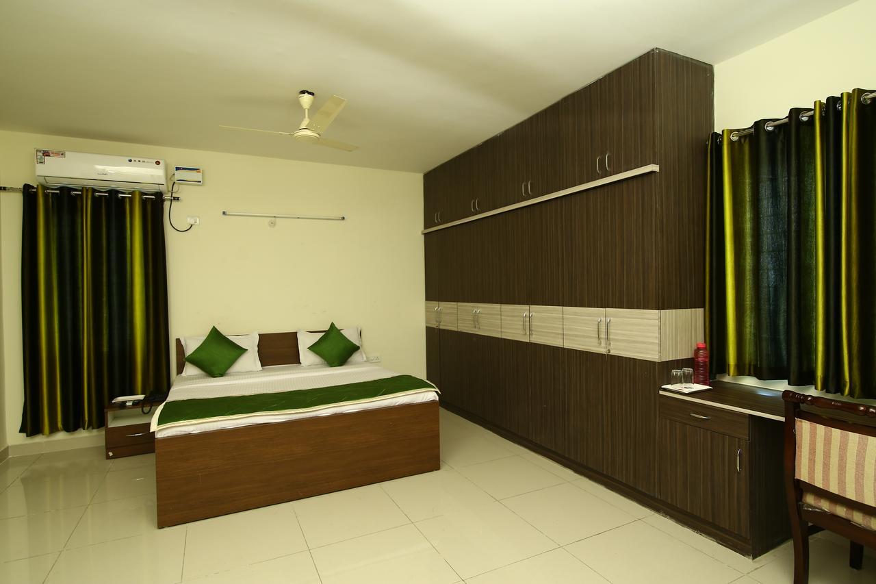 Fresh Living Prime Hitech Hotel Hyderabad Exterior photo